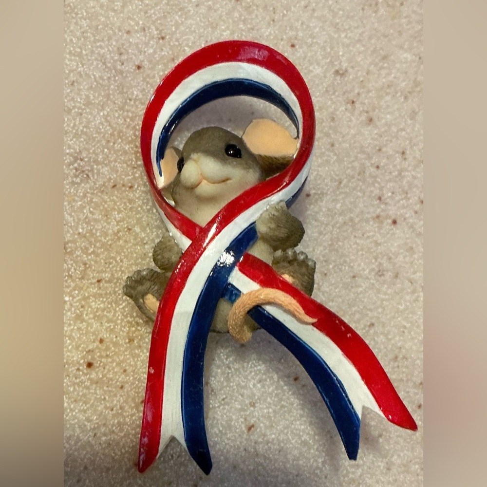 Charming Mouse Brooch with Ribbon - Red, White, and Blue